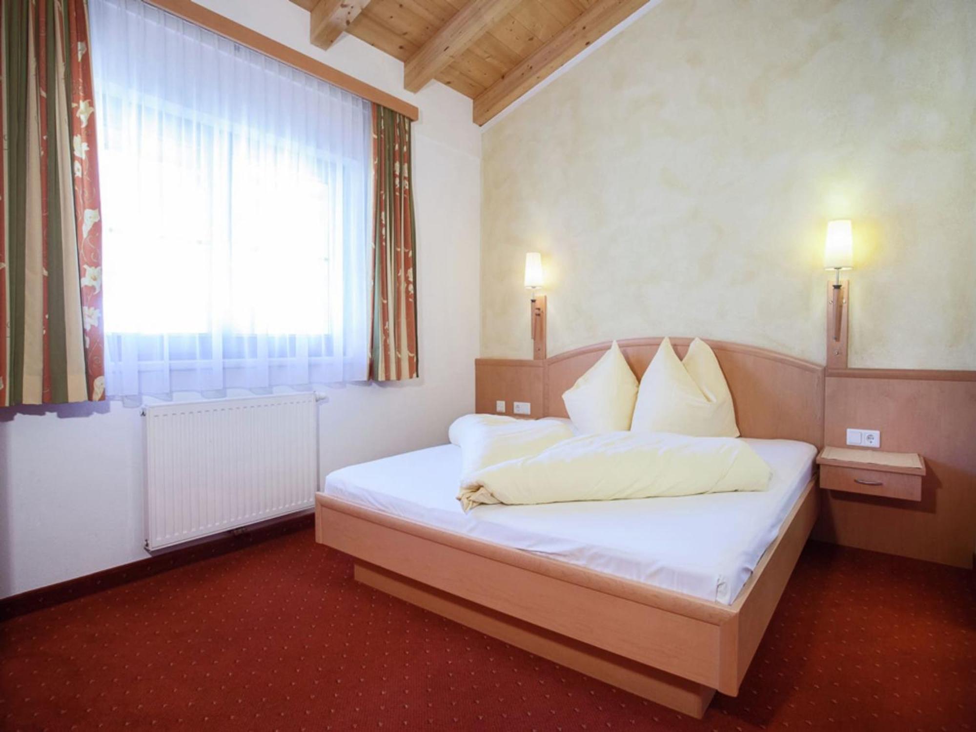 Attractive Holiday Home In Kaltenbach On The Ski Slope ستام المظهر الخارجي الصورة