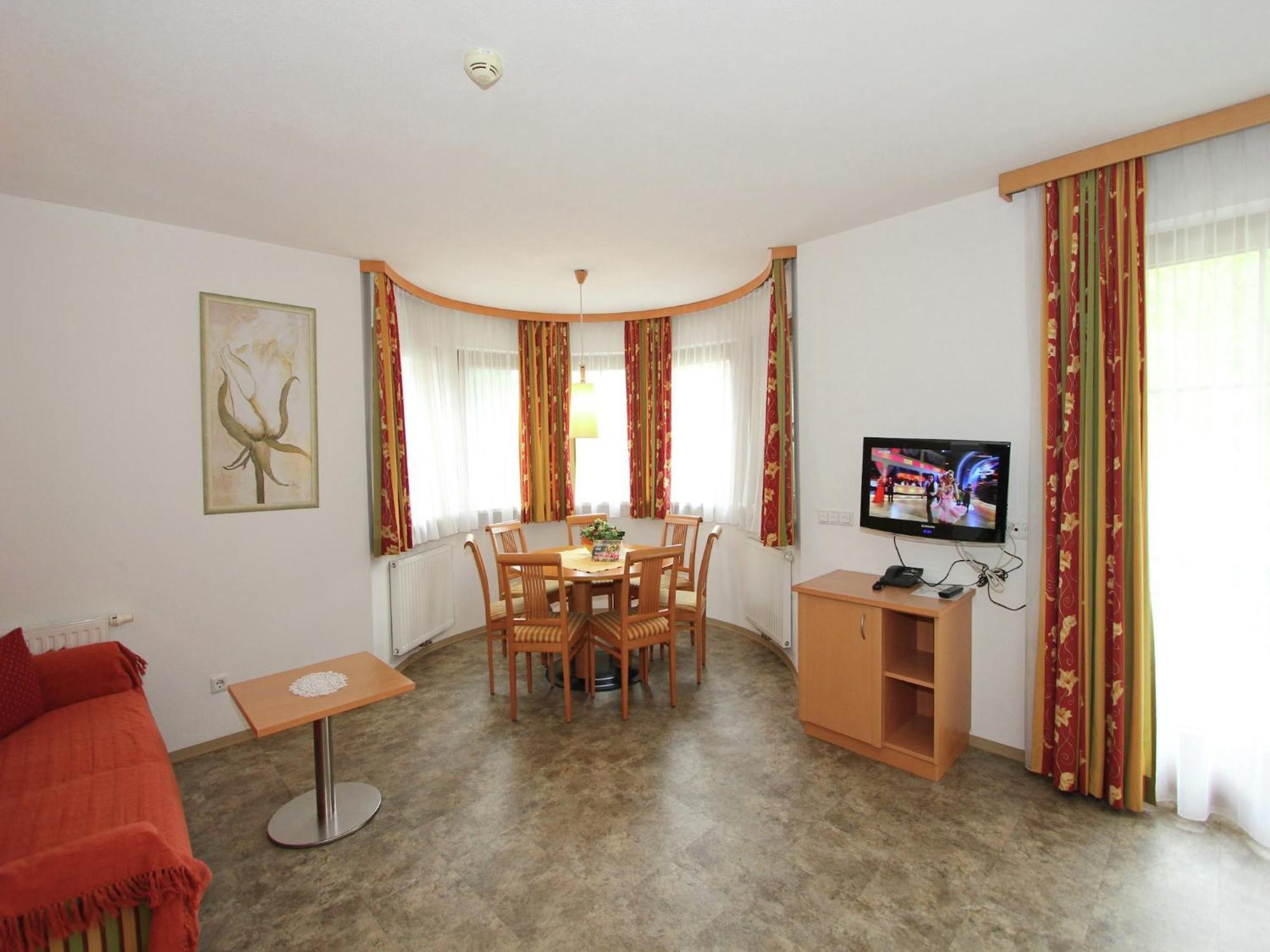 Attractive Holiday Home In Kaltenbach On The Ski Slope ستام المظهر الخارجي الصورة