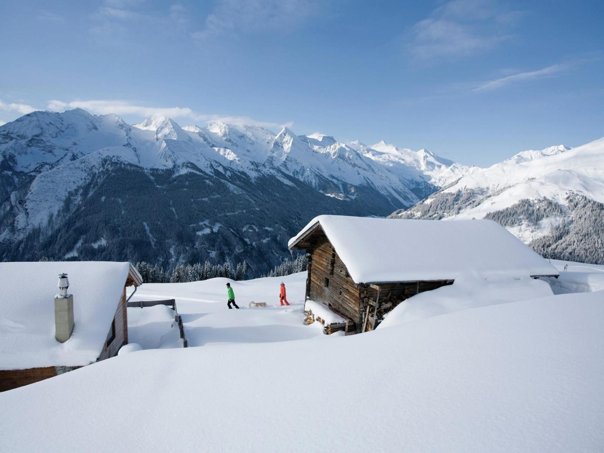 Attractive Holiday Home In Kaltenbach On The Ski Slope ستام المظهر الخارجي الصورة